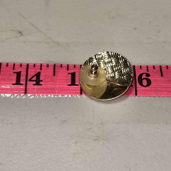 Vintage Half Weave Round Pierced Earrings - Picture 4 of 4